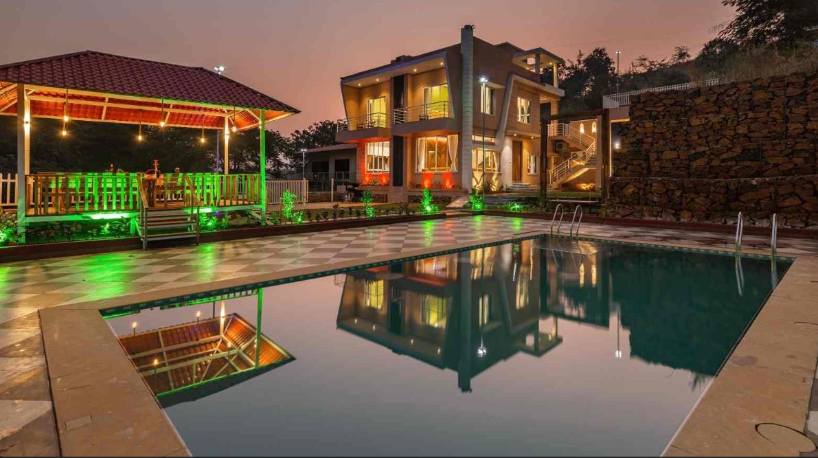 Vantage Hotels & Resorts